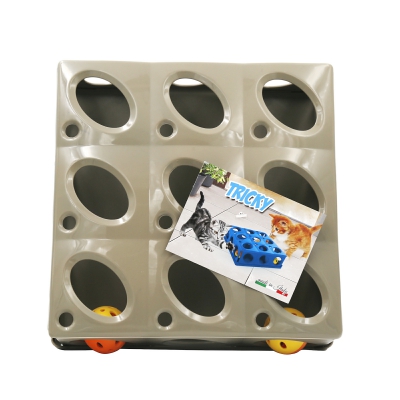 [8016040106048] TRICKY GIOCO PER GATTI CON 2 PALLINE