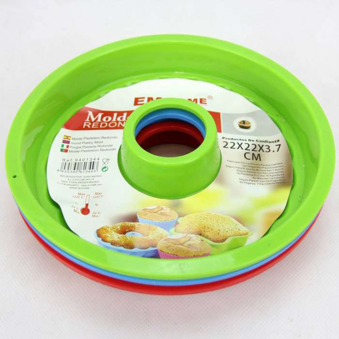 [8435340613443] STAMPO DI CIAMBELLA IN SILICONE 22X22X3.7CM 110G